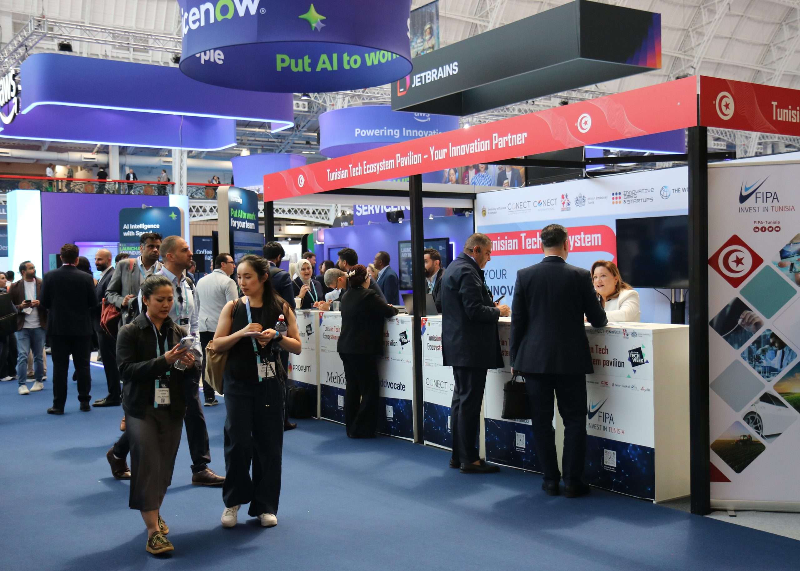 How much does it cost for a small business to exhibit at an event in London